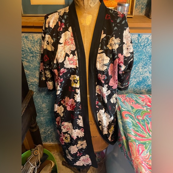 Summer & Rose Chiffon Floral Kimono Size M/L - Picture 7 of 9